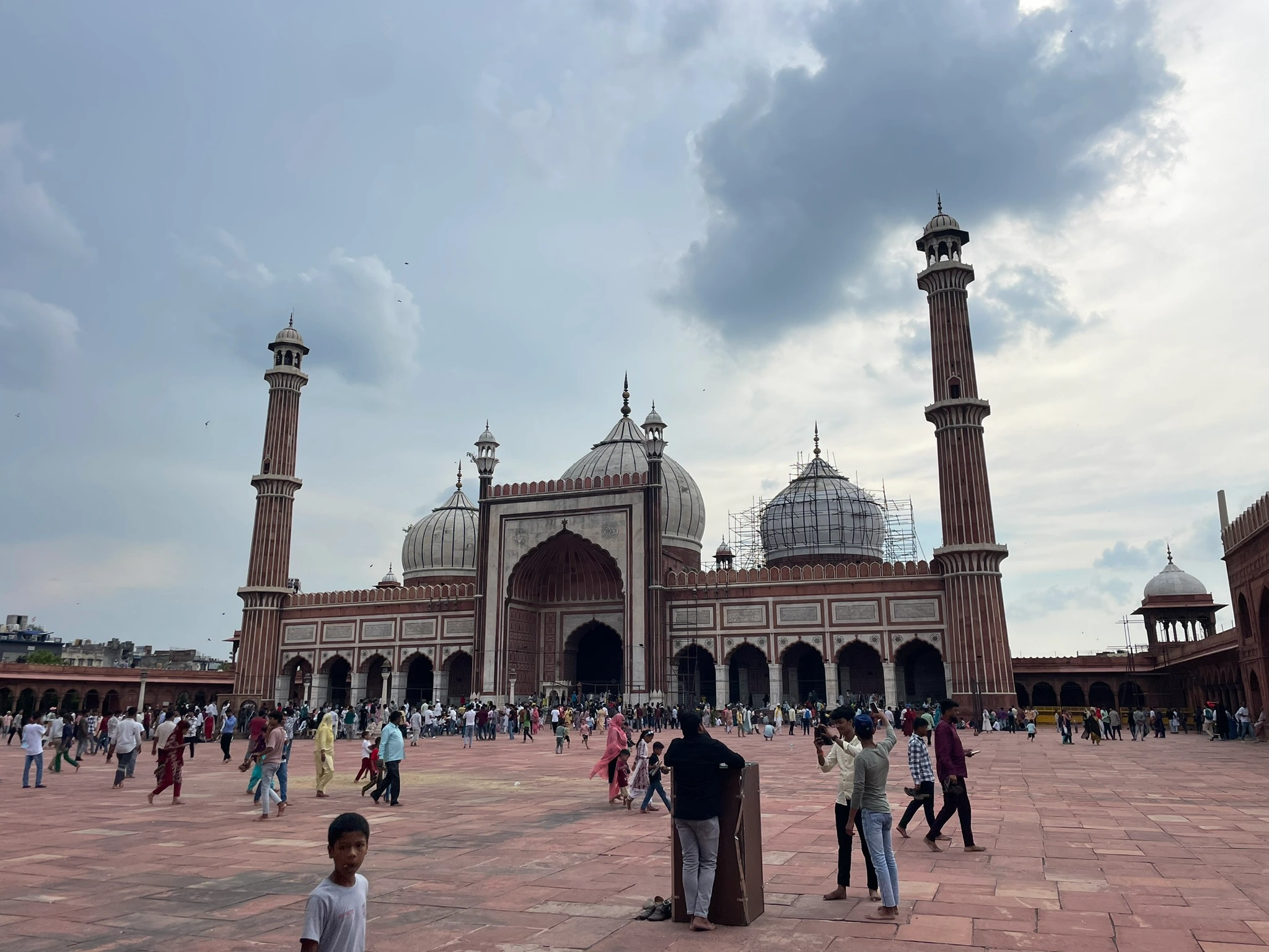 Delhi City Day Trip: Old Delhi Bazaars & New Delhi Icons - Image 1