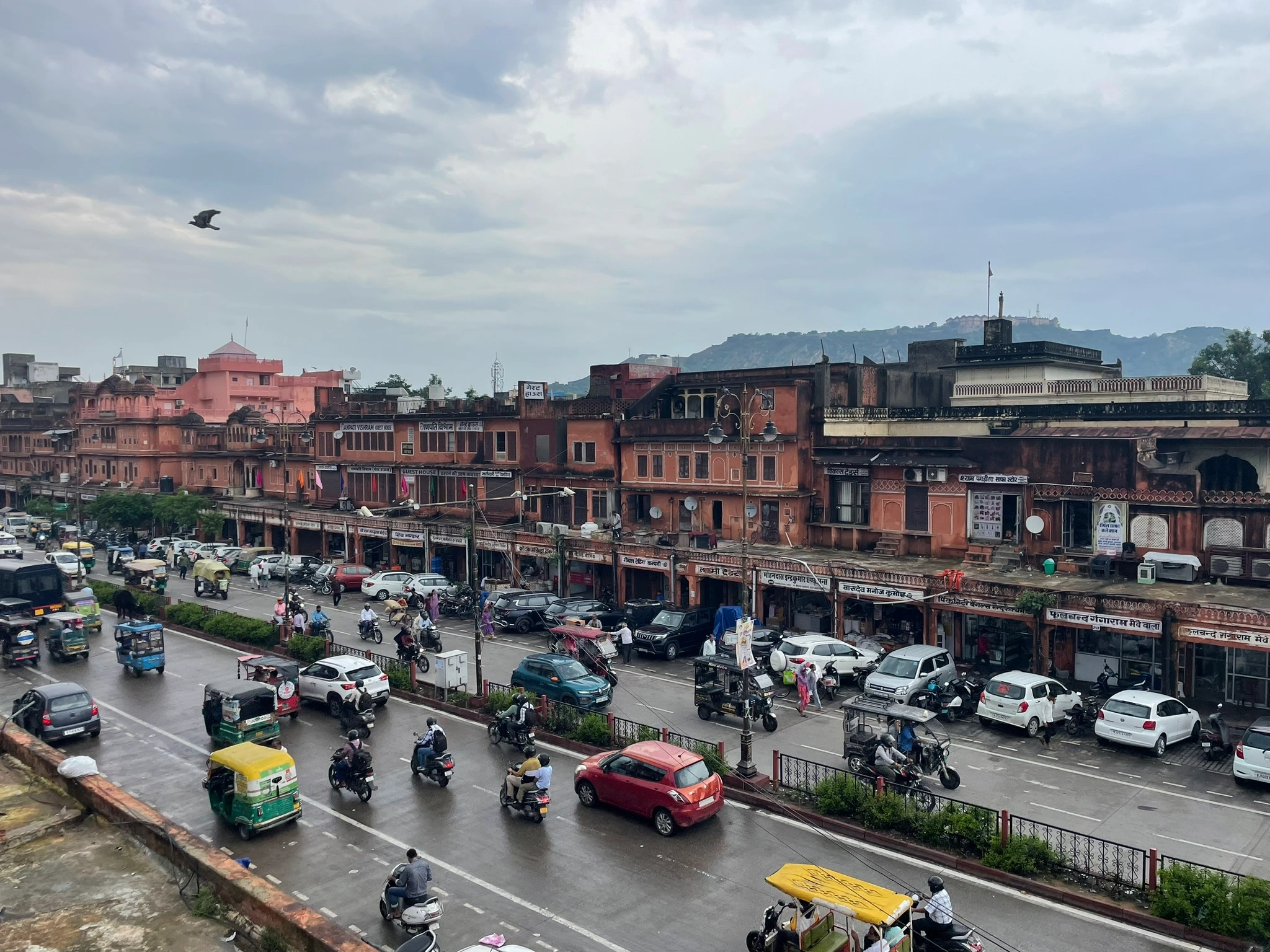 Delhi City Day Trip: Old Delhi Bazaars & New Delhi Icons - Image 3